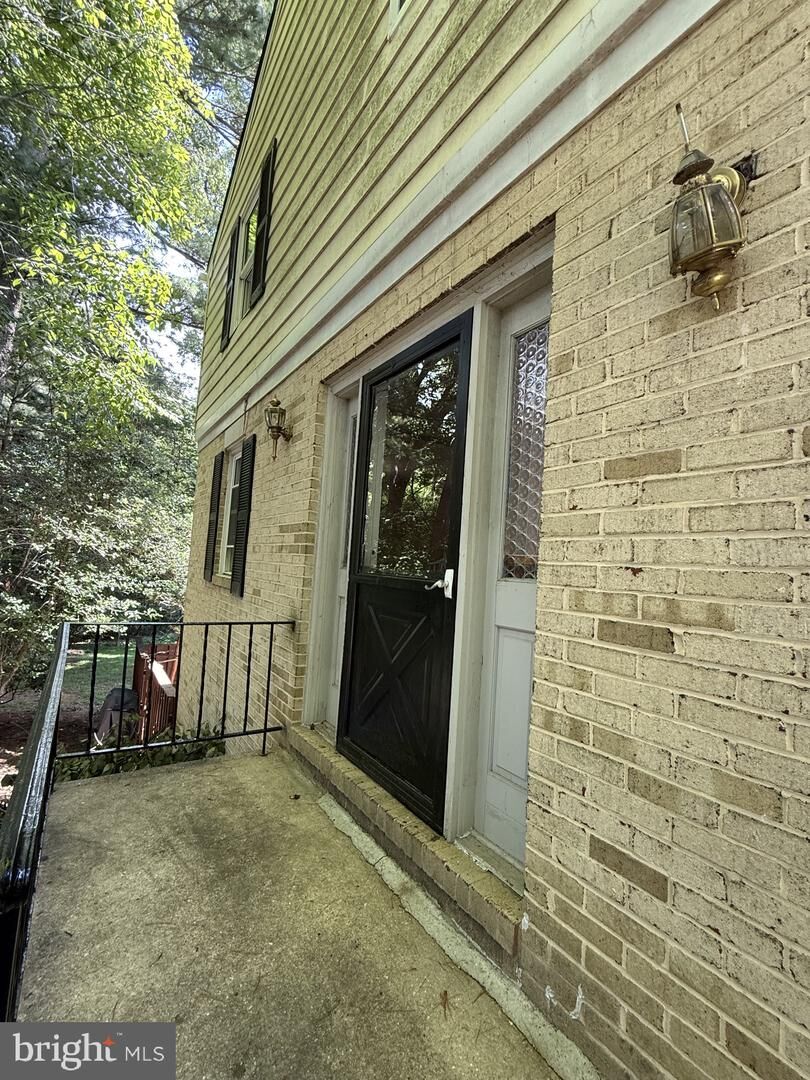 Property Photo:  9622 Lindenbrook  VA 22031 