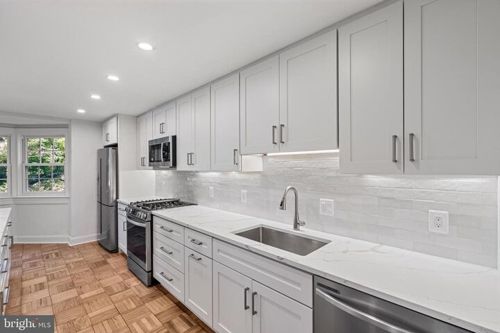 Property Photo:  3415 Valley Drive  VA 22302 