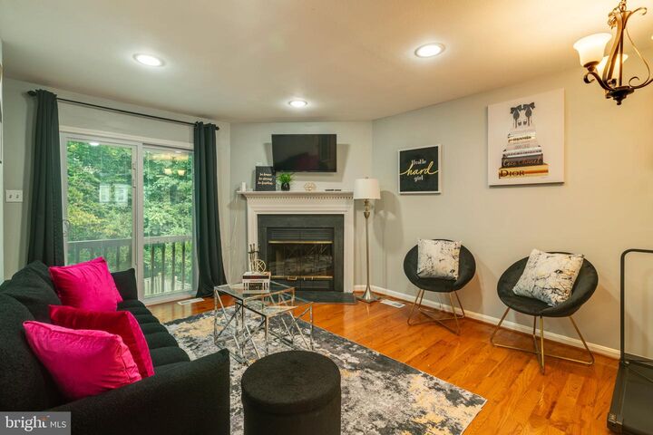 Property Photo:  15390 Gunsmith Terrace  VA 22191 