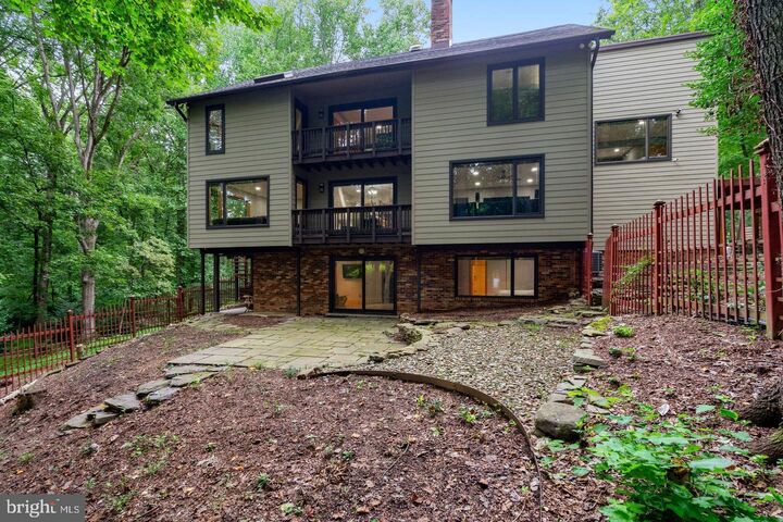 Property Photo: 10227 Lawyers Road VA 22181