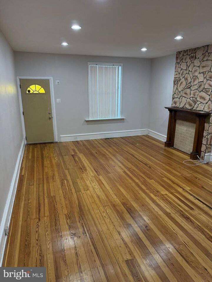 Property Photo:  5536 Ridge Avenue  PA 19128 