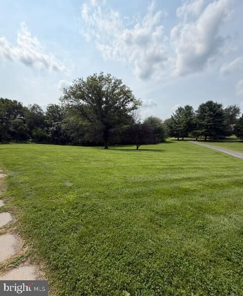 Property Photo: 274 Dogwood Manor Drive WV 25442
