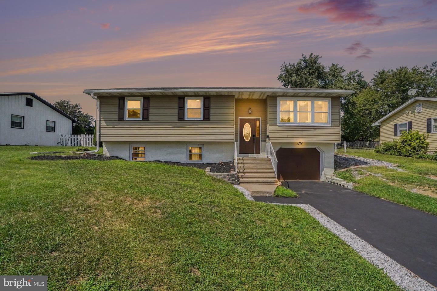 Property Photo:  3220 S Scenic Road  PA 17109 