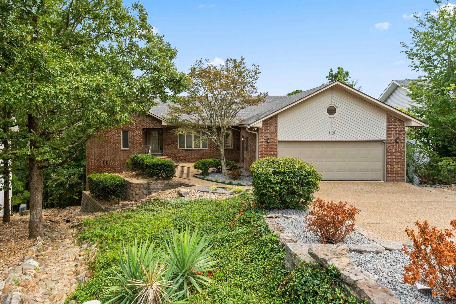 Property Photo: 10 Bolada Circle AR 71909