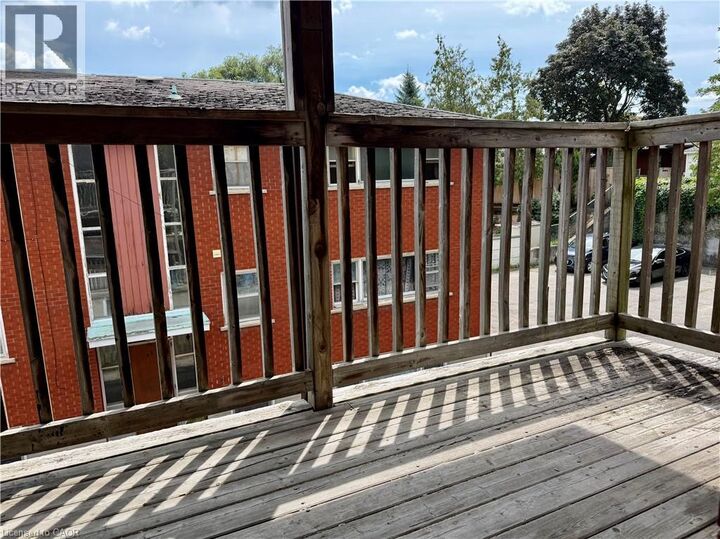 Property Photo:  19 Lilac Street 1  ON N2G 3A9 