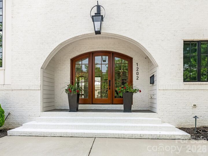 Property Photo: 1202 Townes Road NC 28209