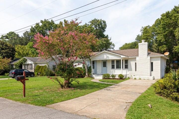 Property Photo:  4622 Glenn Street  SC 29405 