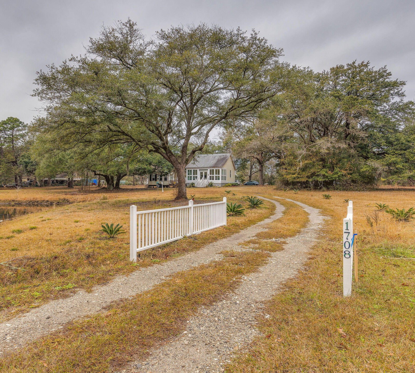 Property Photo: 1708 Boyd N Hayes Road SC 29455