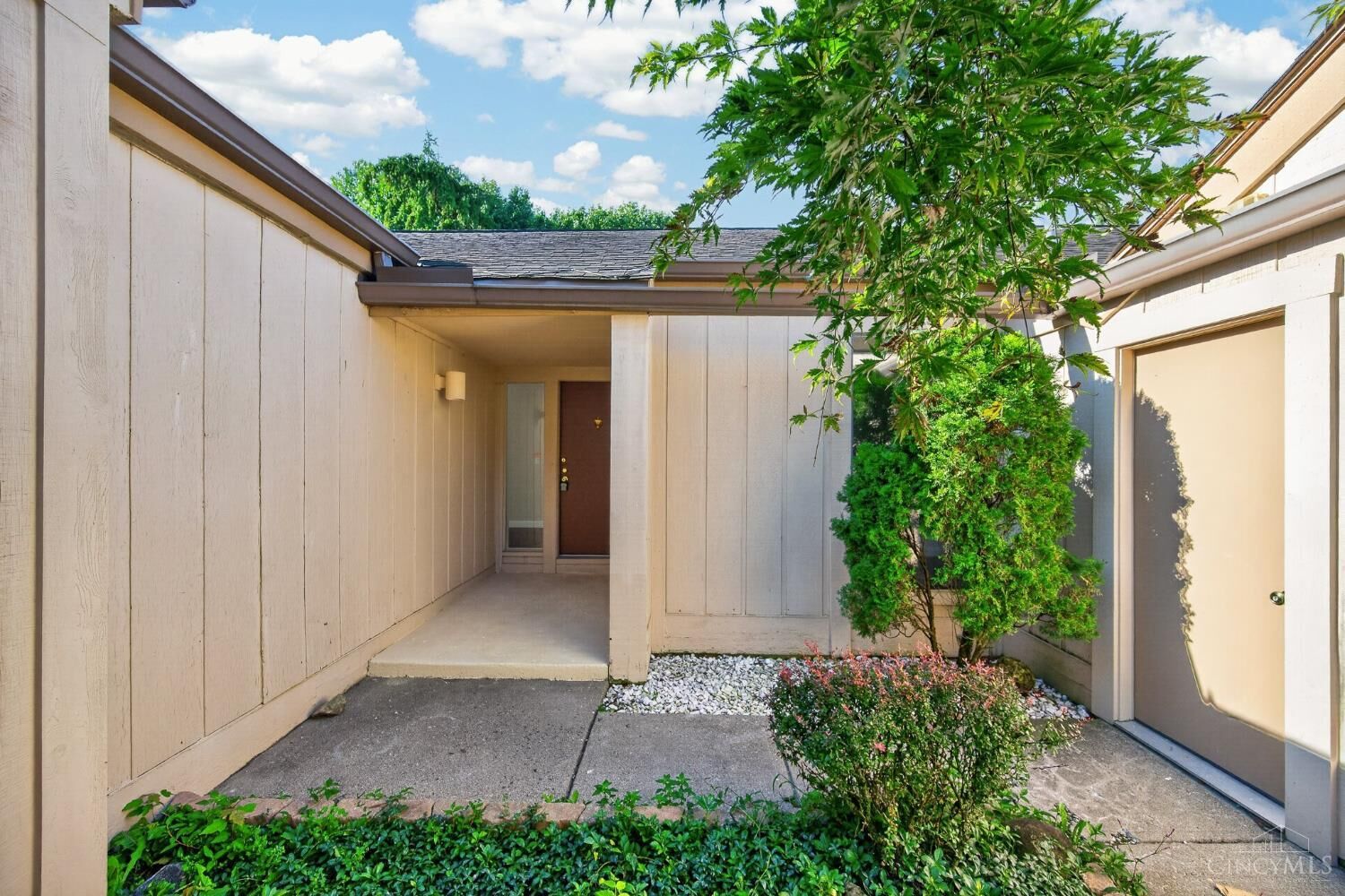 Property Photo: 8022 Timbertree Way OH 45069
