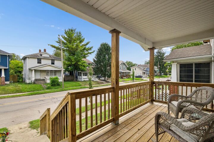 Property Photo: 572 Frebis Avenue OH 43206