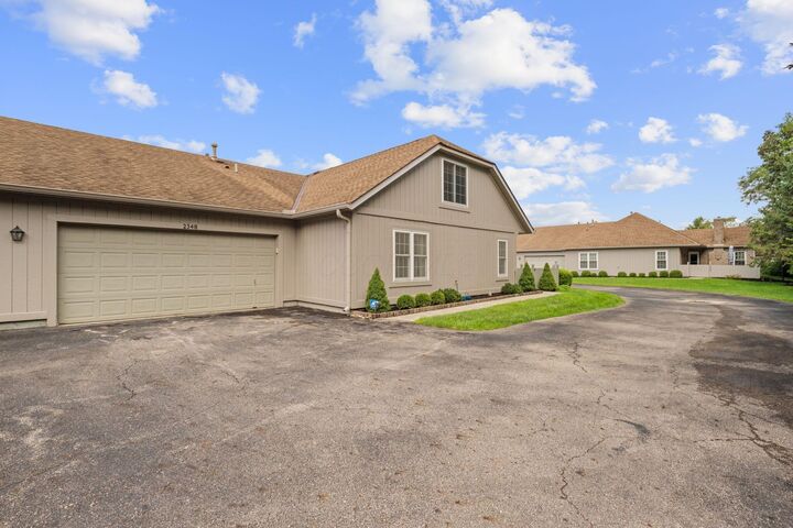 Property Photo: 2348 Willowside Lane OH 43123