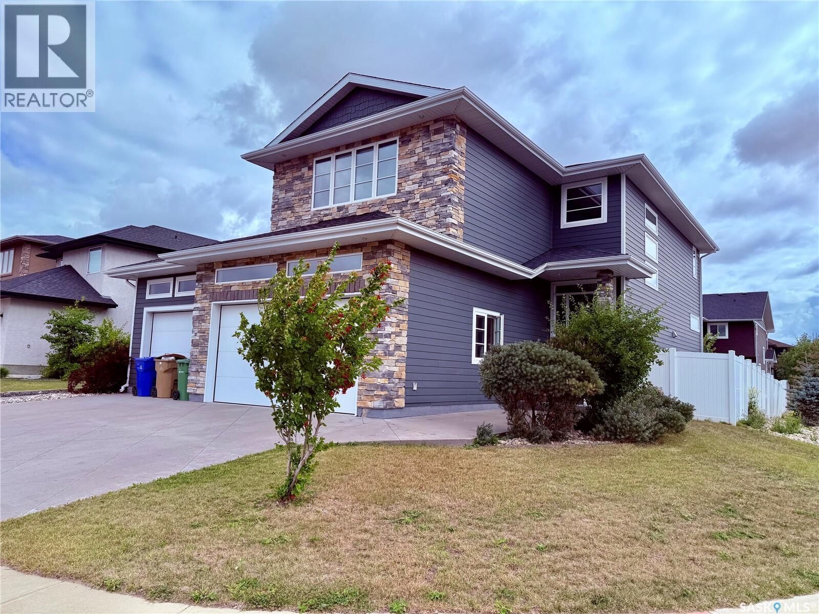Property Photo: 3633 Green Water Drive SK S4V 1R3