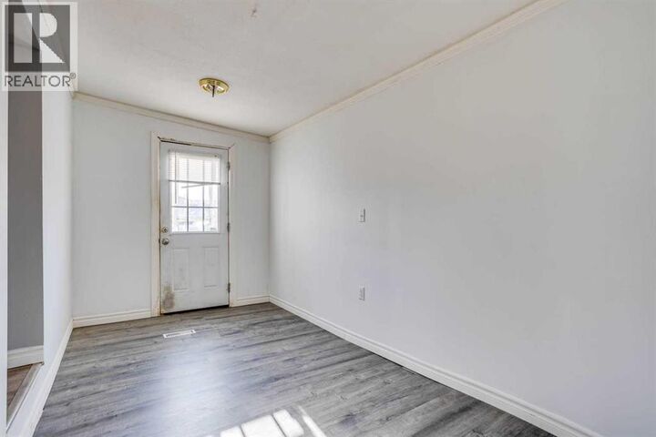 Property Photo:  173 Cokerill Crescent  AB T9K 2J3 