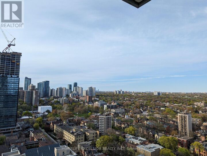 Property Photo:  251 Jarvis Street 2511  ON M5B 0C3 