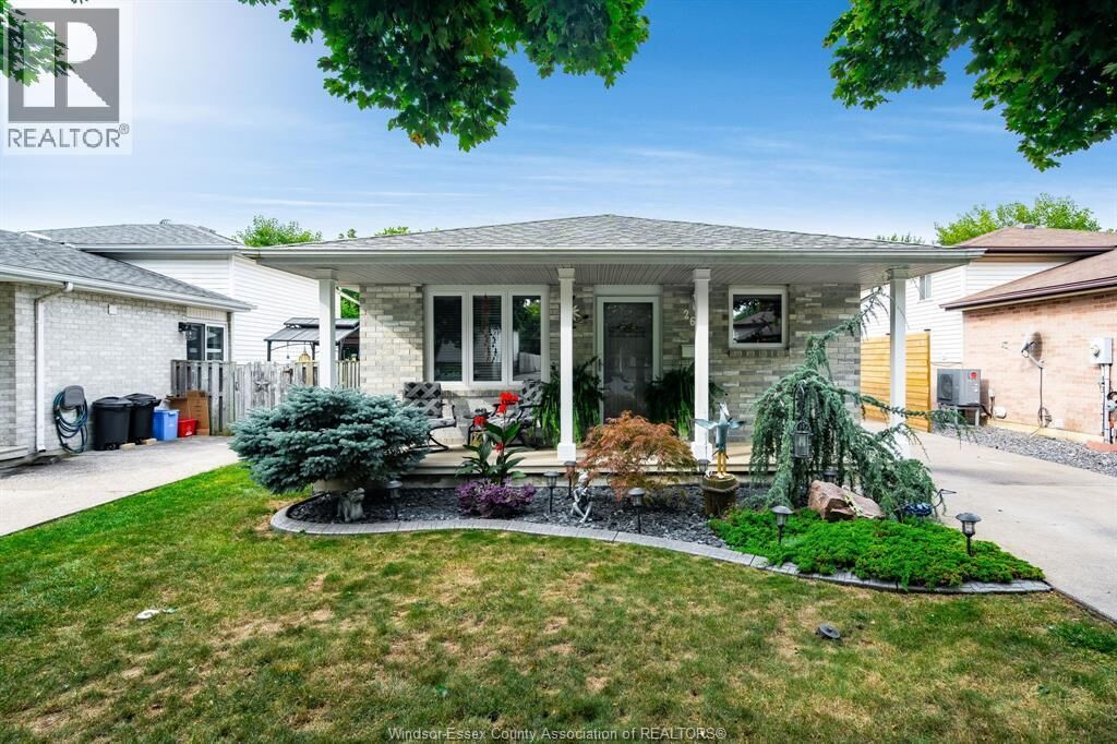 Property Photo:  2677 Robert Road  ON N8W 5L8 