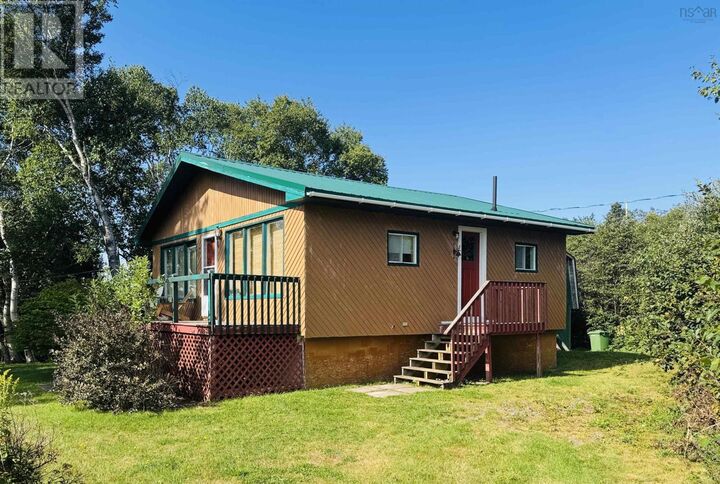 Property Photo: 377 Old Farm Road NS B0M 1S0