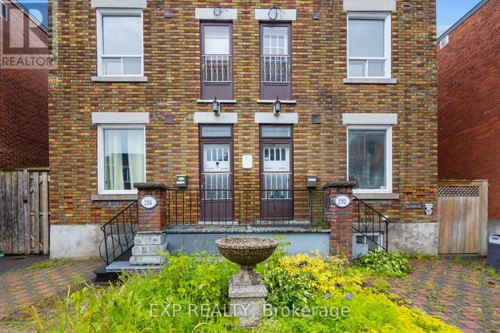 Property Photo:  292-294 Clarence Street  ON K1N 5R3 