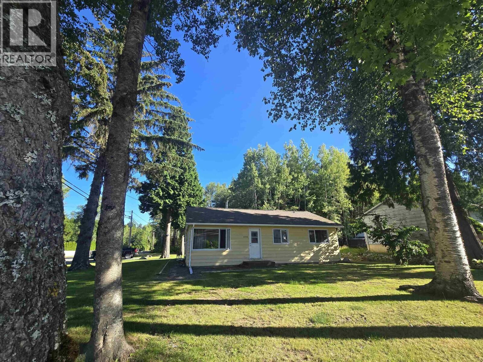 Property Photo: 4736 Halliwell Avenue BC V8G 2J3
