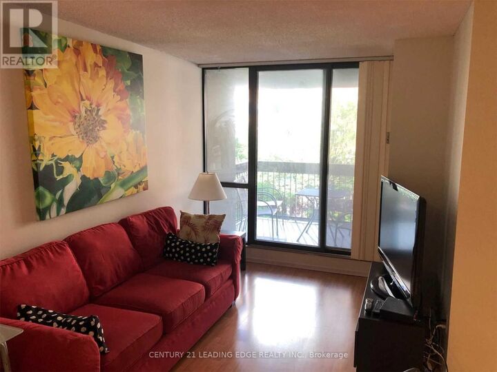 Property Photo: 49 McCaul Street 461 ON M5T 2W7