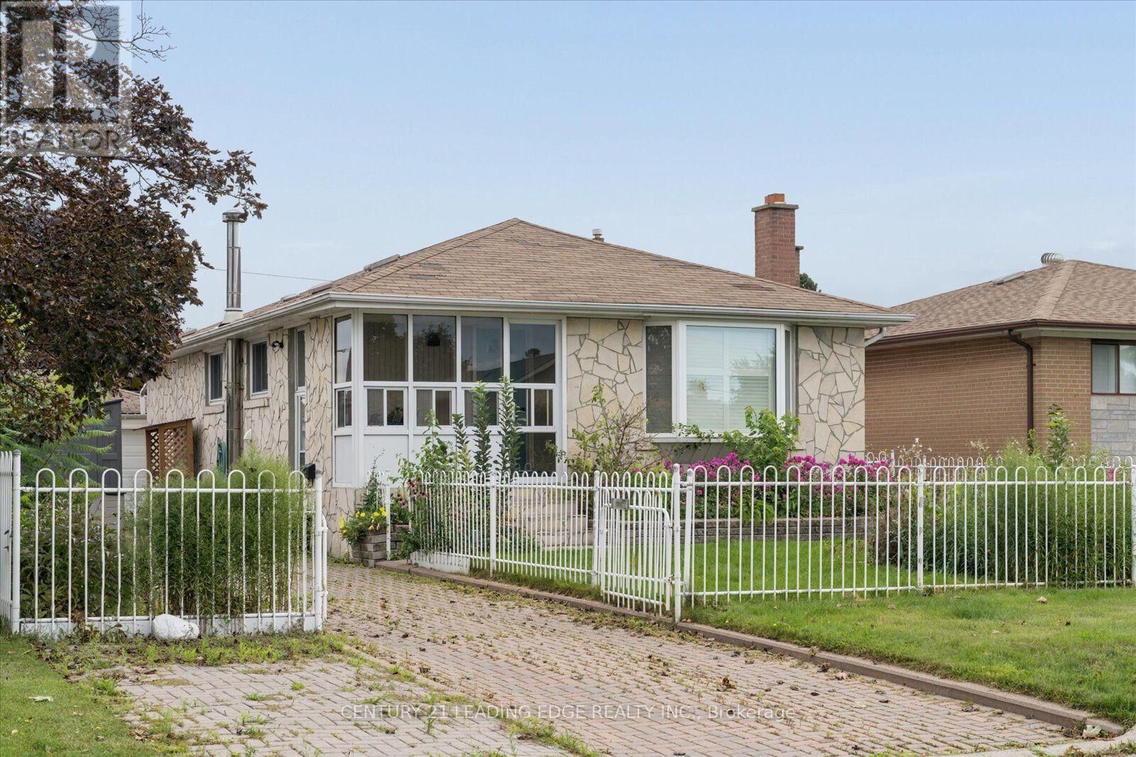 Property Photo: 883 Antonio Street Basement ON L1W 1T4