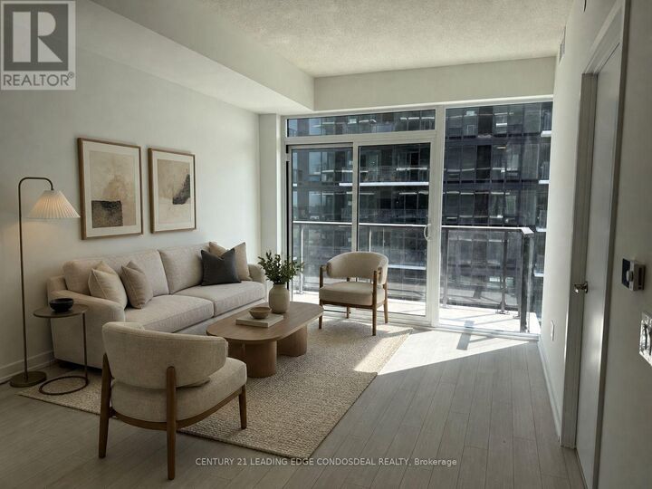 Property Photo: 4010 Eglinton Avenue West 1607 ON M9A 0G5