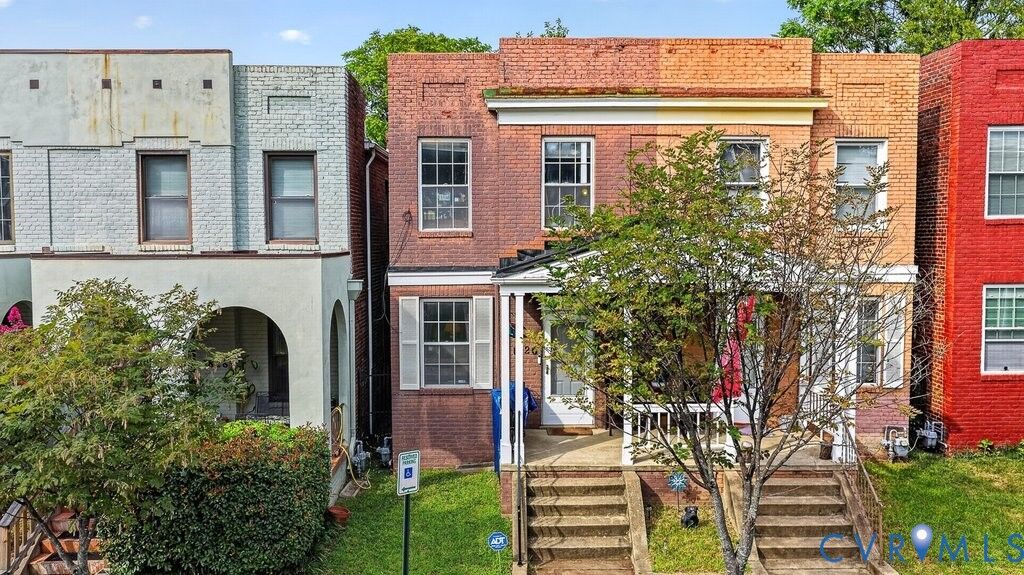 Property Photo: 1826 Idlewood Avenue VA 23220