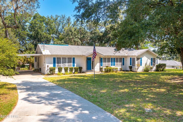 Property Photo: 8443 Fort Caroline Road FL 32277
