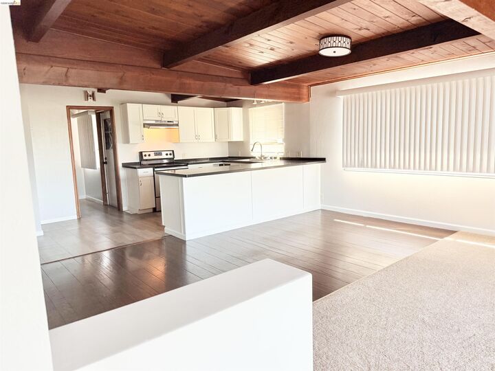 Property Photo: 17494 Ehle St CA 94546