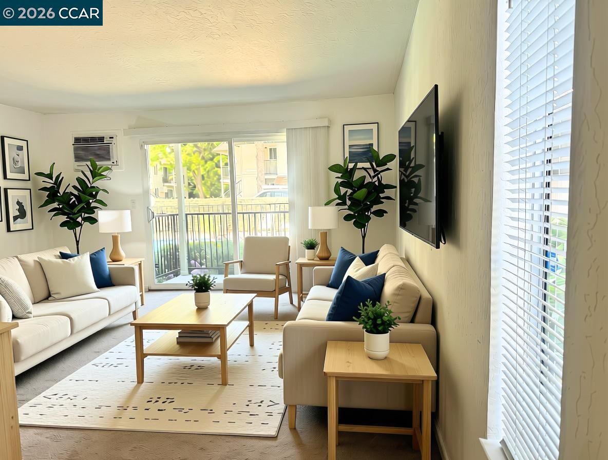 Property Photo: 1586 Sunnyvale Ave 37 CA 94597