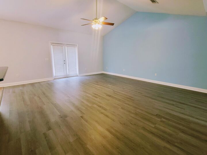 Property Photo:  121 Crab Apple Avenue  FL 32536 