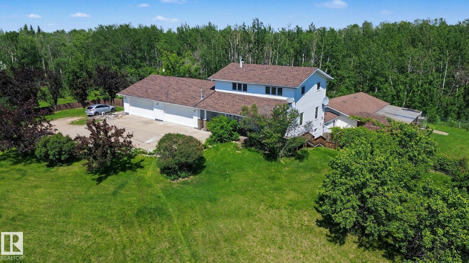 Property Photo:  51357 Rge Road 231  AB T8B 1K7 
