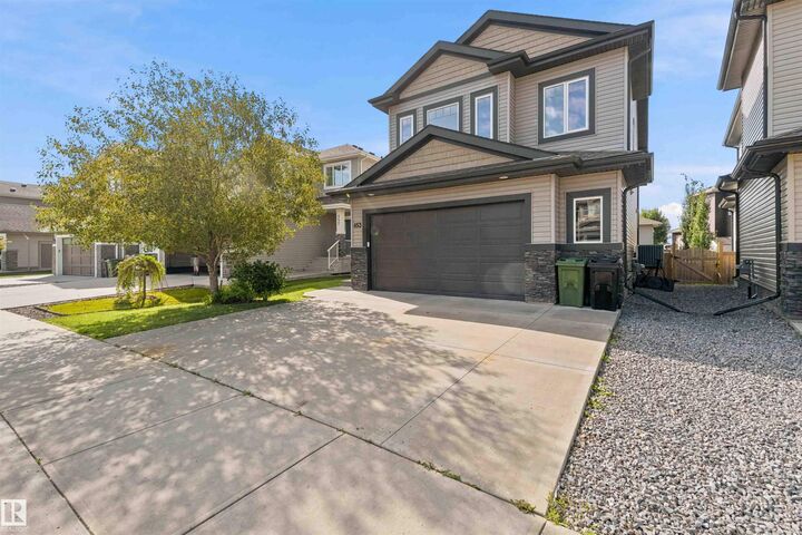 Property Photo: 453 Meadowview Drive AB T8L 0N9