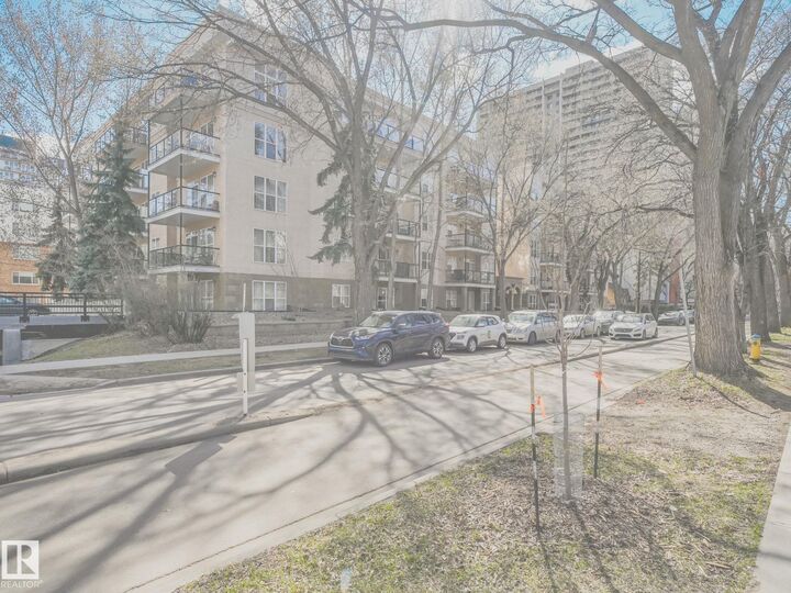 Property Photo:  11039 83 Avenue NW 112  AB T6G 2V6 