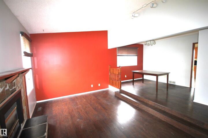 Property Photo:  16547 113 Street NW  AB T5X 4T2 