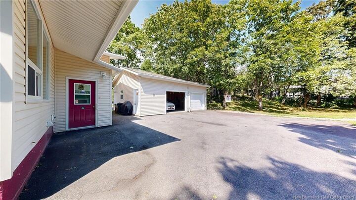 Property Photo:  886 Millidge Avenue  NB E2K 2N9 