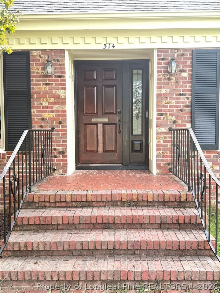Property Photo: 514 N Ballance Street NC 38484ro