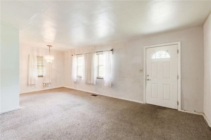 Property Photo: 1486 Woodfern Drive GA 30030
