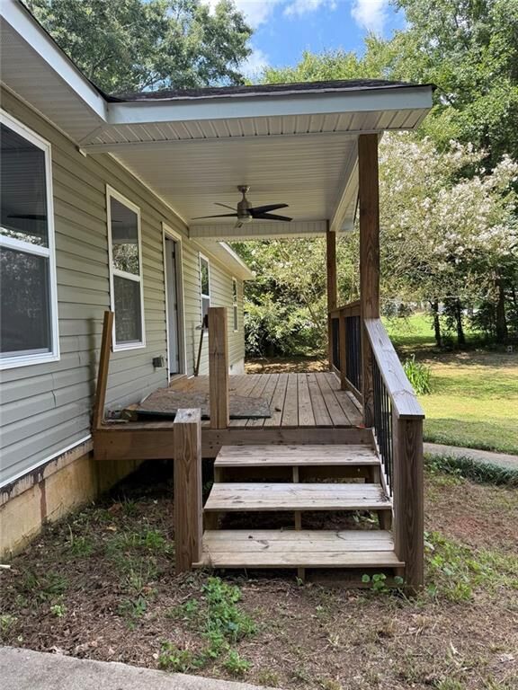 Property Photo:  561 Knollwood Drive  GA 30281 
