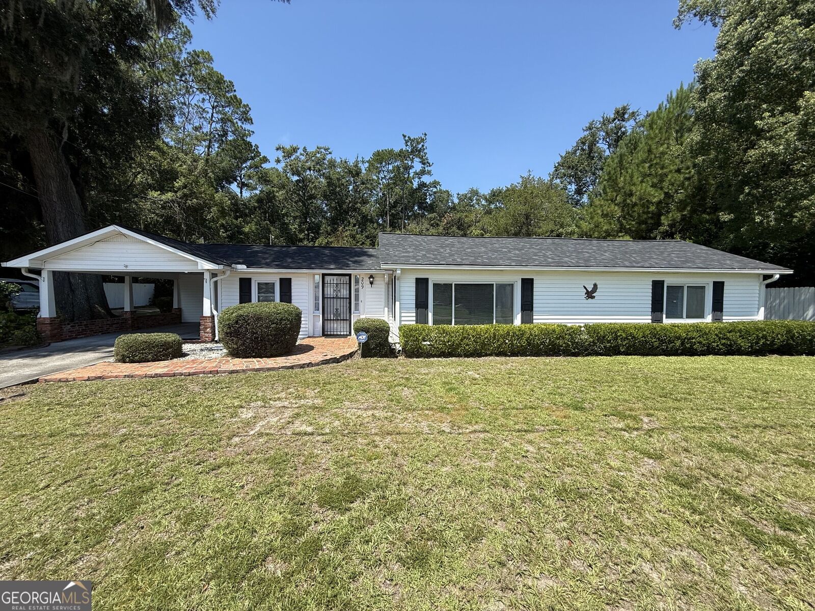 Property Photo:  209 Bradwell Street  GA 31313 