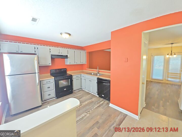 Property Photo: 1688 Winchester Way SE GA 30013