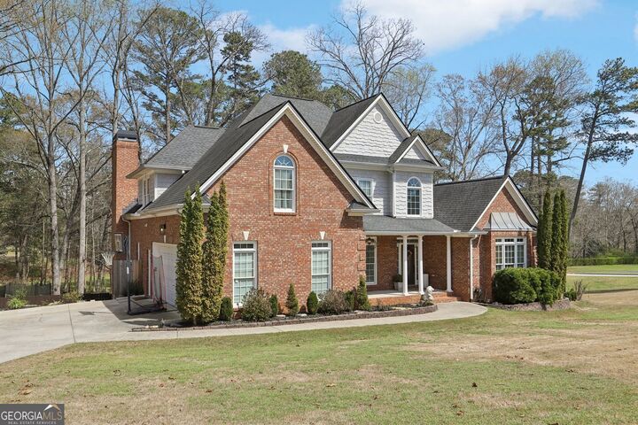 Property Photo:  640 Ivy Lea Drive  GA 30045 