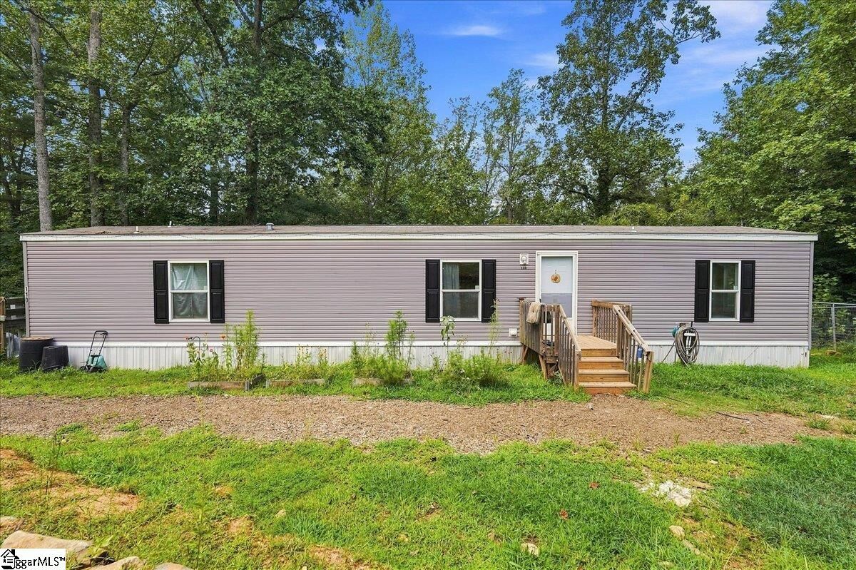 Property Photo:  110 Hideaway Drive  SC 29685 