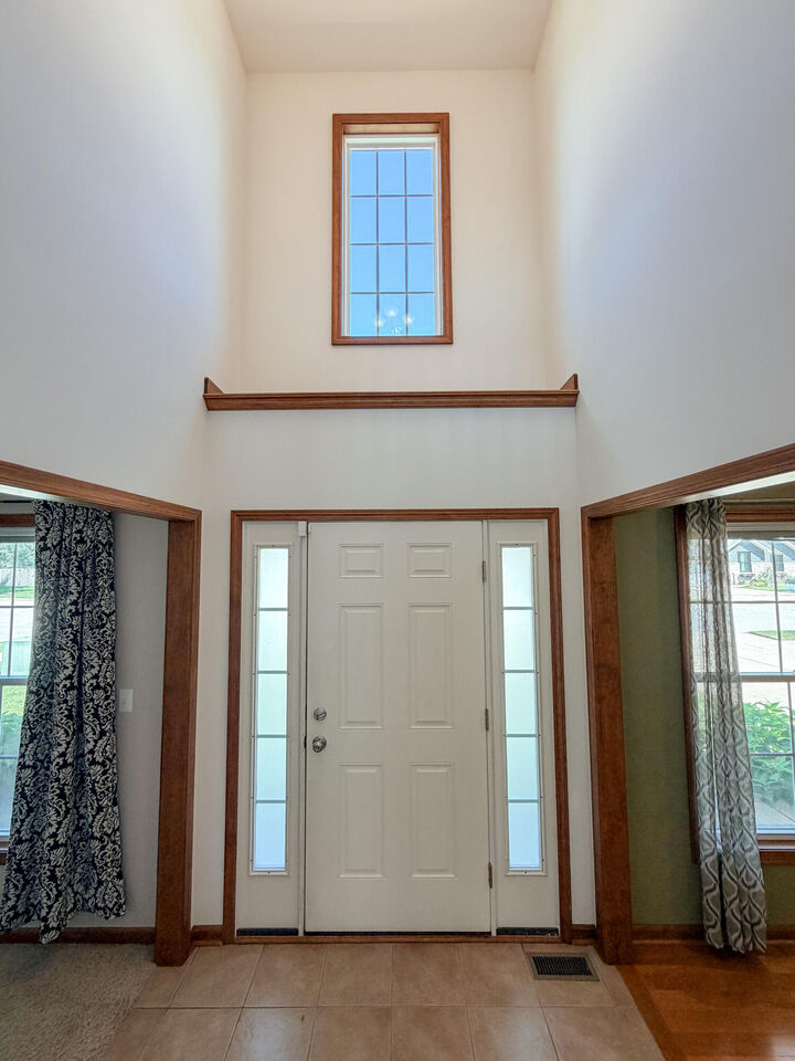 Property Photo: 606 Slate Drive IN 46391