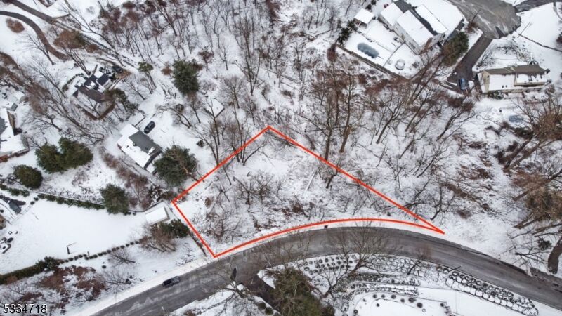 Property Photo:  113 Highview Ter  NJ 07506 