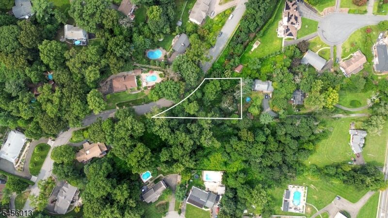 Property Photo:  113 Highview Ter  NJ 07506 