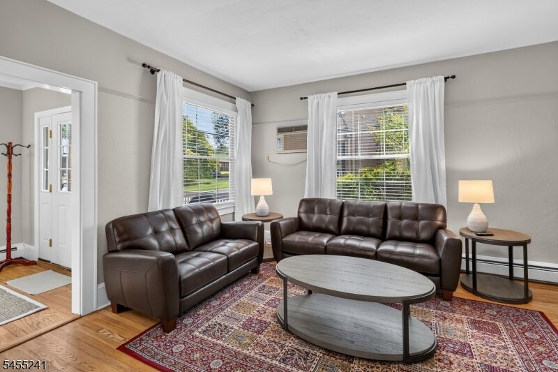 Property Photo:  28 Fairview Avenue  NJ 07901 