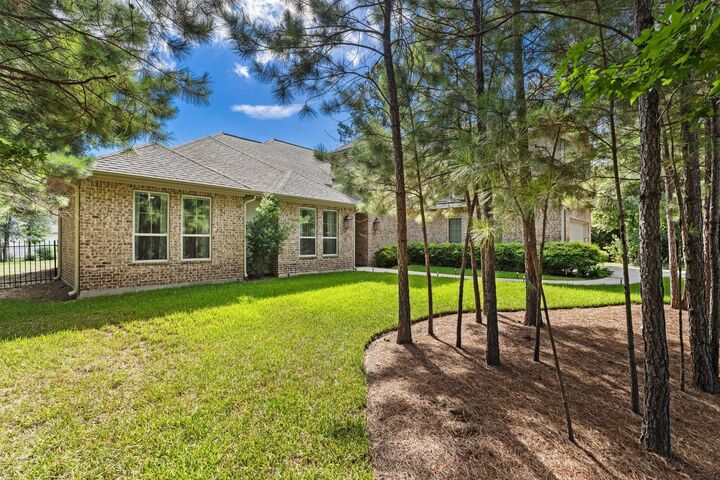 Property Photo: 25034 Tarlton Court TX 77375