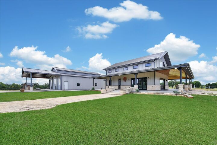 Property Photo: 432 Fm 1953 TX 76642