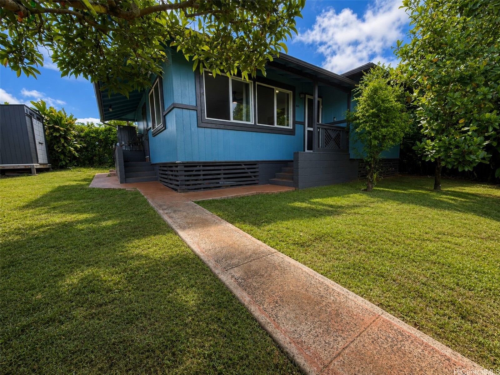 Property Photo:  64 Makaweo Avenue A  HI 96786 