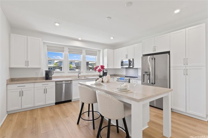 Property Photo:  91-1101 Franklin D Roosevelt Avenue 453  HI 96707 